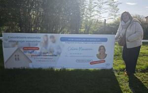 Le deuxième panneau publicitaire est arrivé au stade de la Meignanne